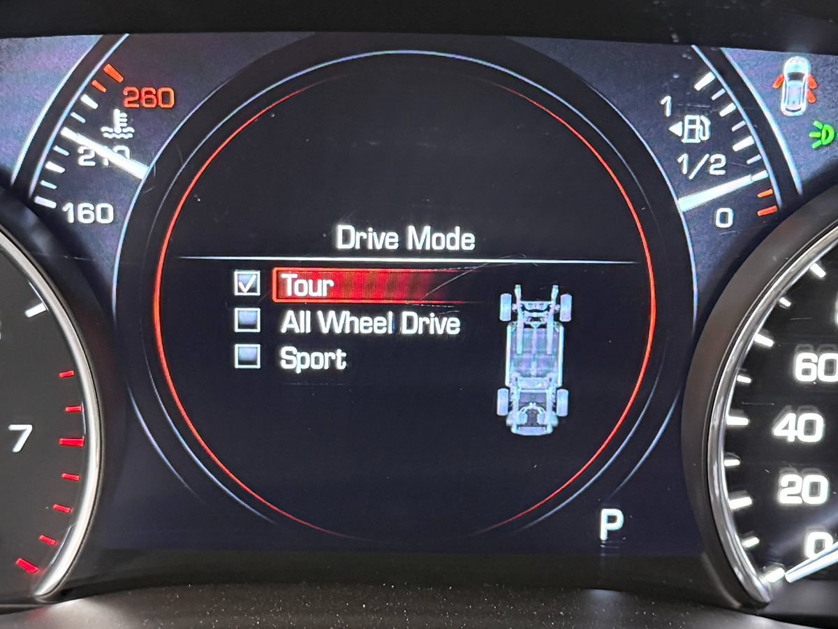 Used 2018 Cadillac XT5 Platinum w/ Driver Assist Package AWD/4WD image 22