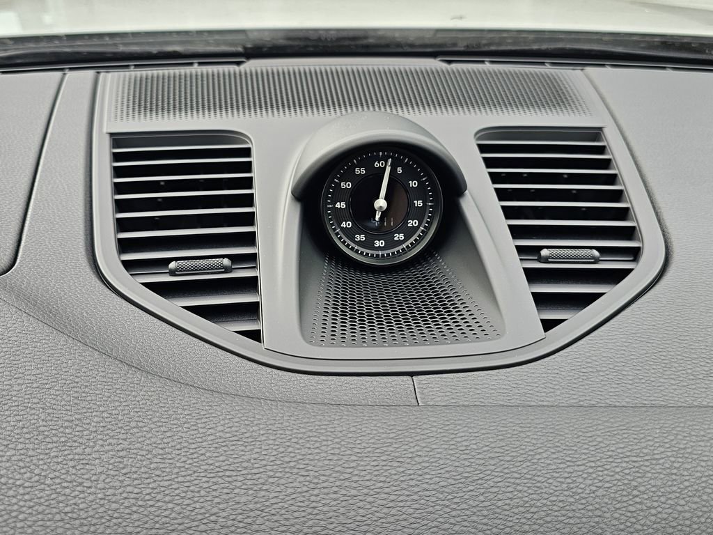 New 2025 Porsche Panamera 4 image 30