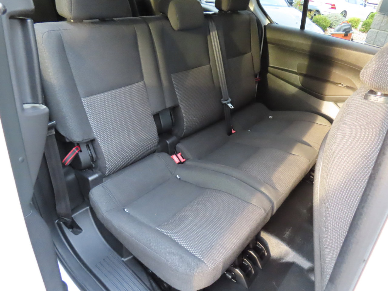 Used 2017 Ford Transit Connect XL image 17