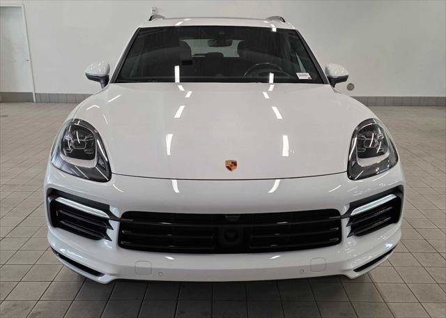 Used 2023 Porsche Cayenne AWD/4WD image 10