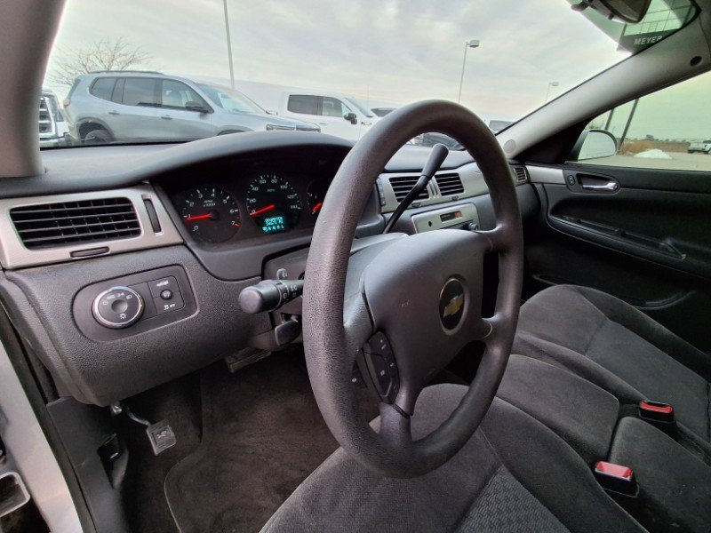 Used 2015 Chevrolet Impala Police image 9