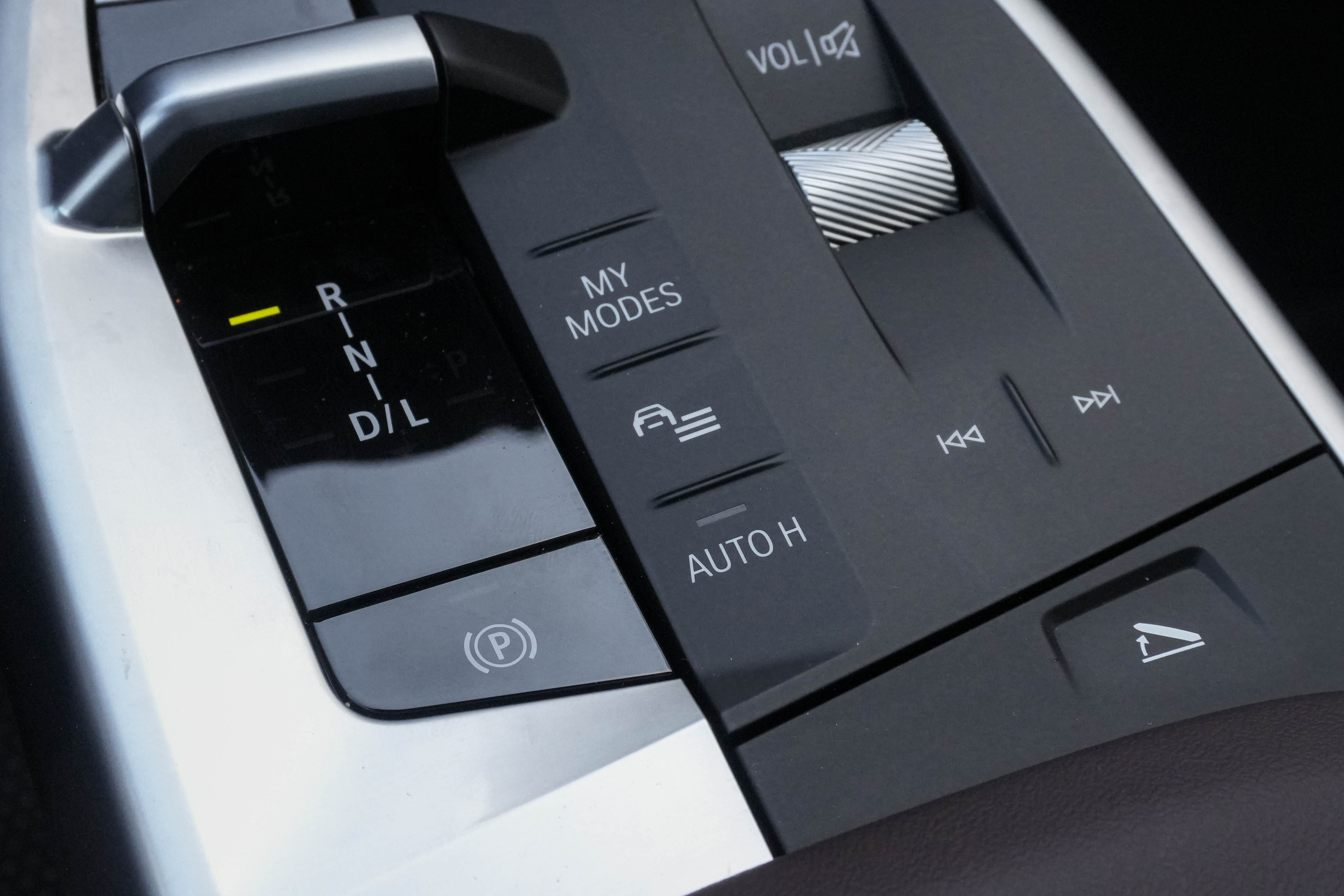 Certified 2025 BMW X1 xDrive28i image 27