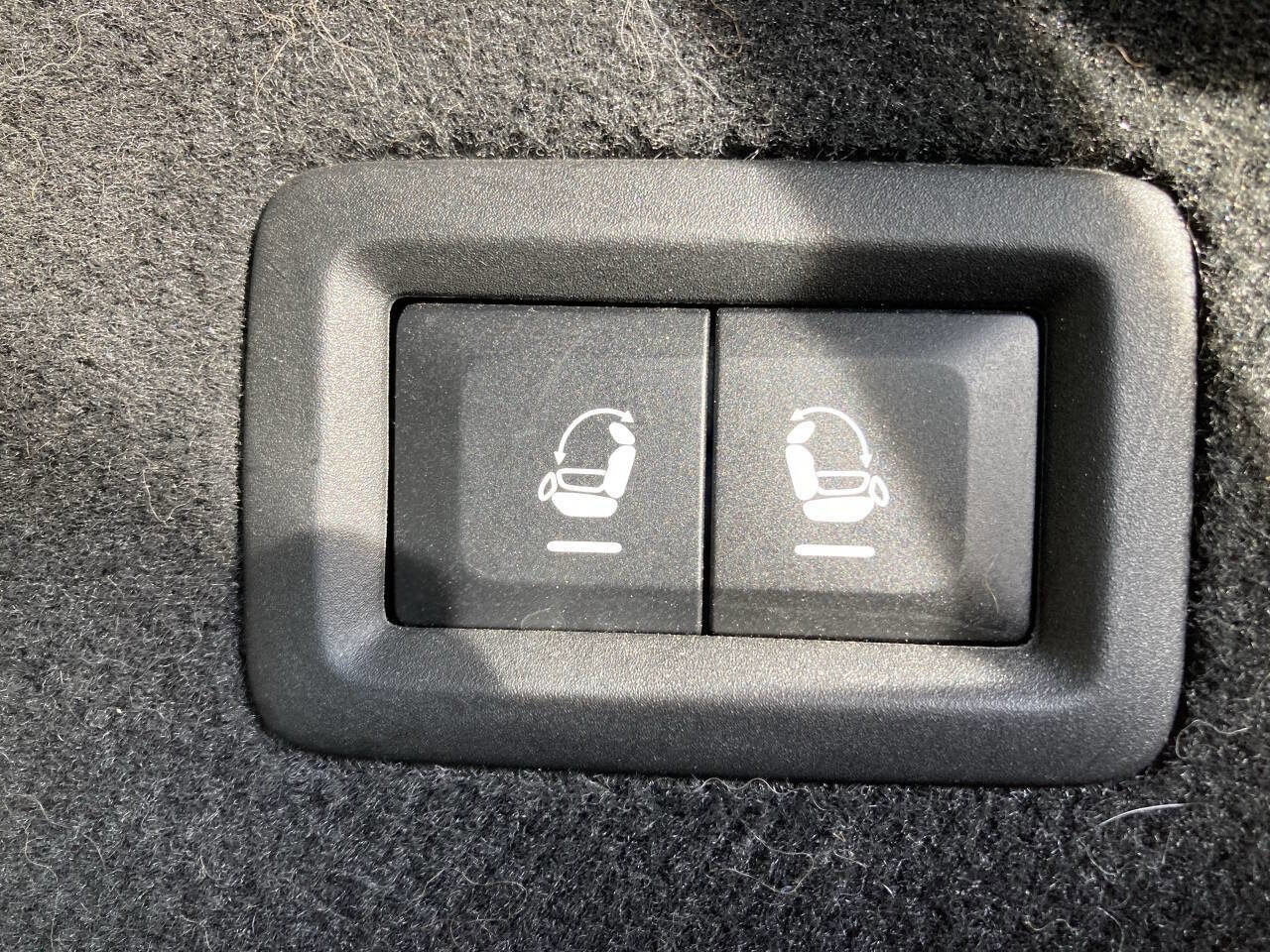 Used 2023 Jeep Grand Cherokee L Summit w/ Advanced Protech Group IV image 52