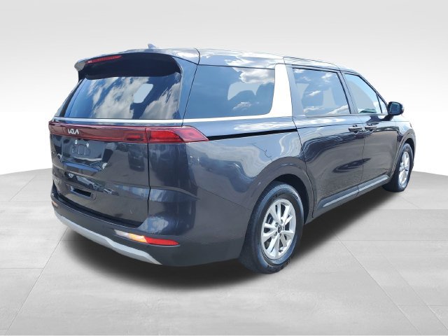 Used 2022 Kia Carnival LX FWD image 4