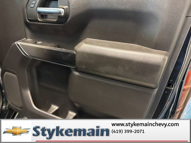 Used 2022 Chevrolet Silverado 1500 Custom Trail Boss w/ Midnight Edition image 22