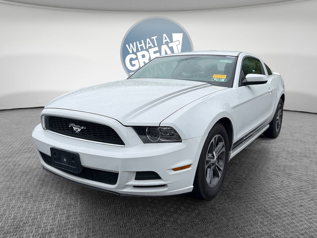 Used 2014 Ford Mustang Premium w/ Equipment Group 201A RWD image 8