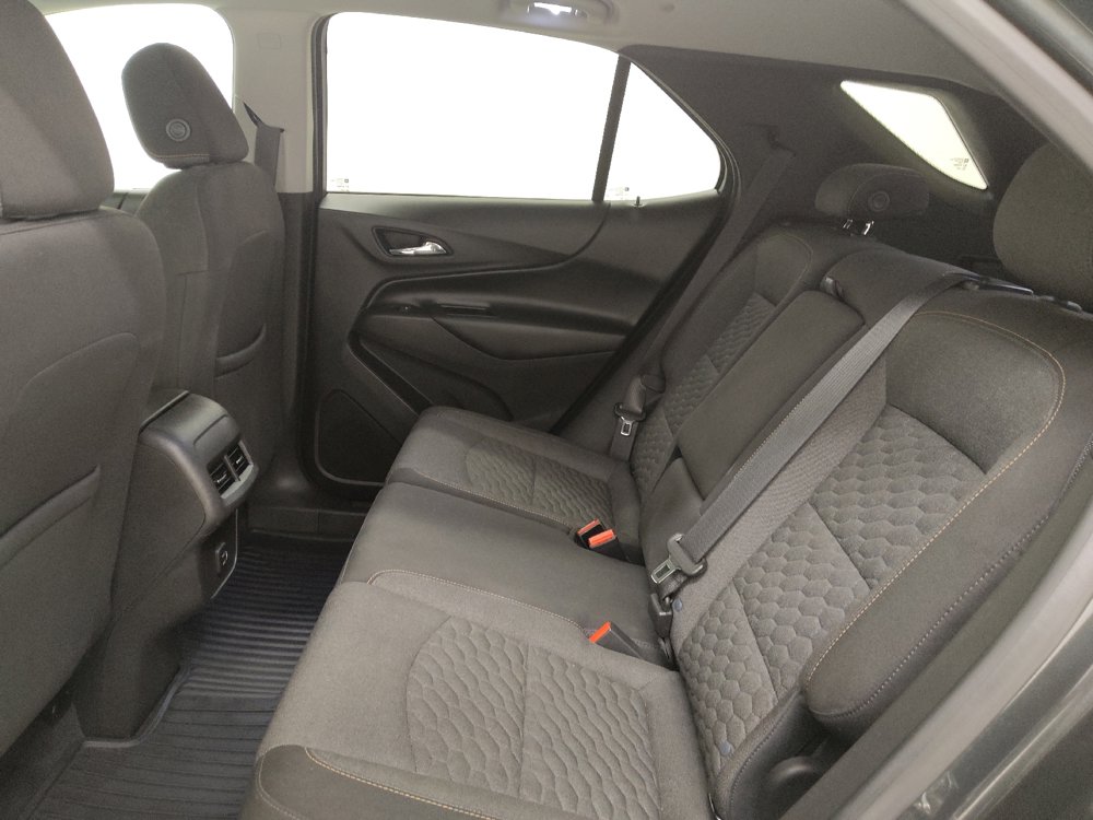 Used 2020 Chevrolet Equinox LT w/ Driver Convenience Package FWD image 18