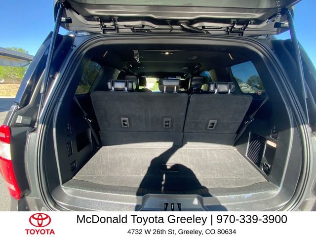 Used 2019 Ford Expedition XLT w/ Equipment Group 201A AWD/4WD image 23