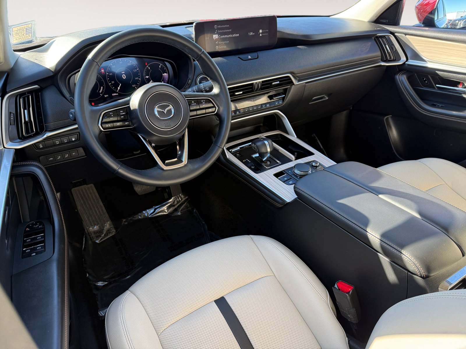 Certified 2024 MAZDA CX-90 Plug-In Hybrid w/ Premium Pkg image 15