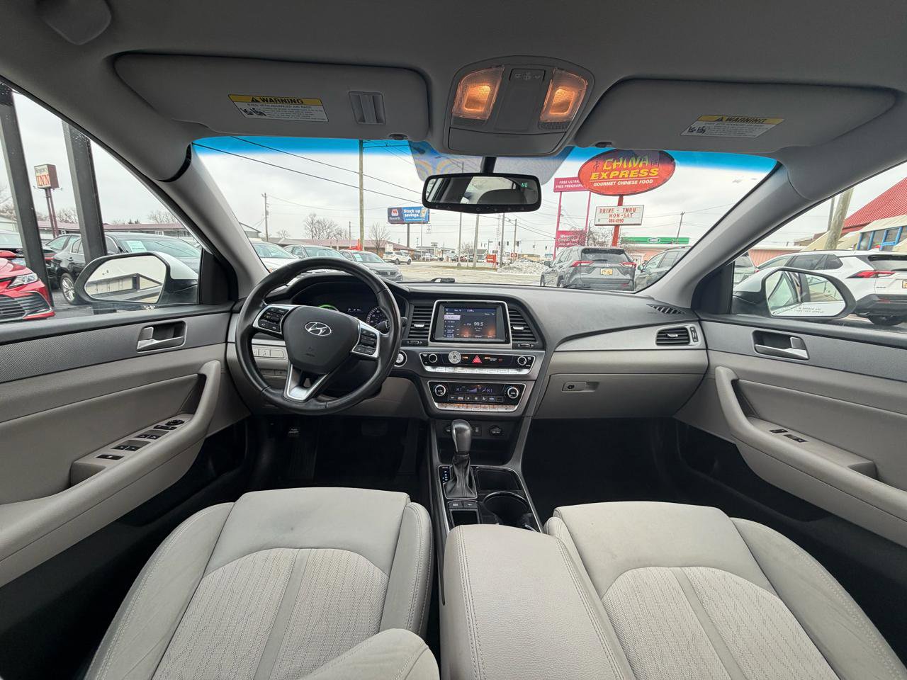Used 2019 Hyundai Sonata Plug-In Hybrid FWD image 12