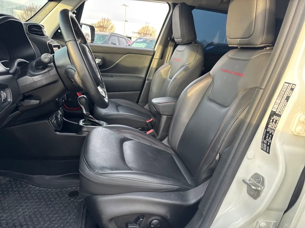 Used 2023 Jeep Renegade Trailhawk w/ Trailhawk Elite Group image 15