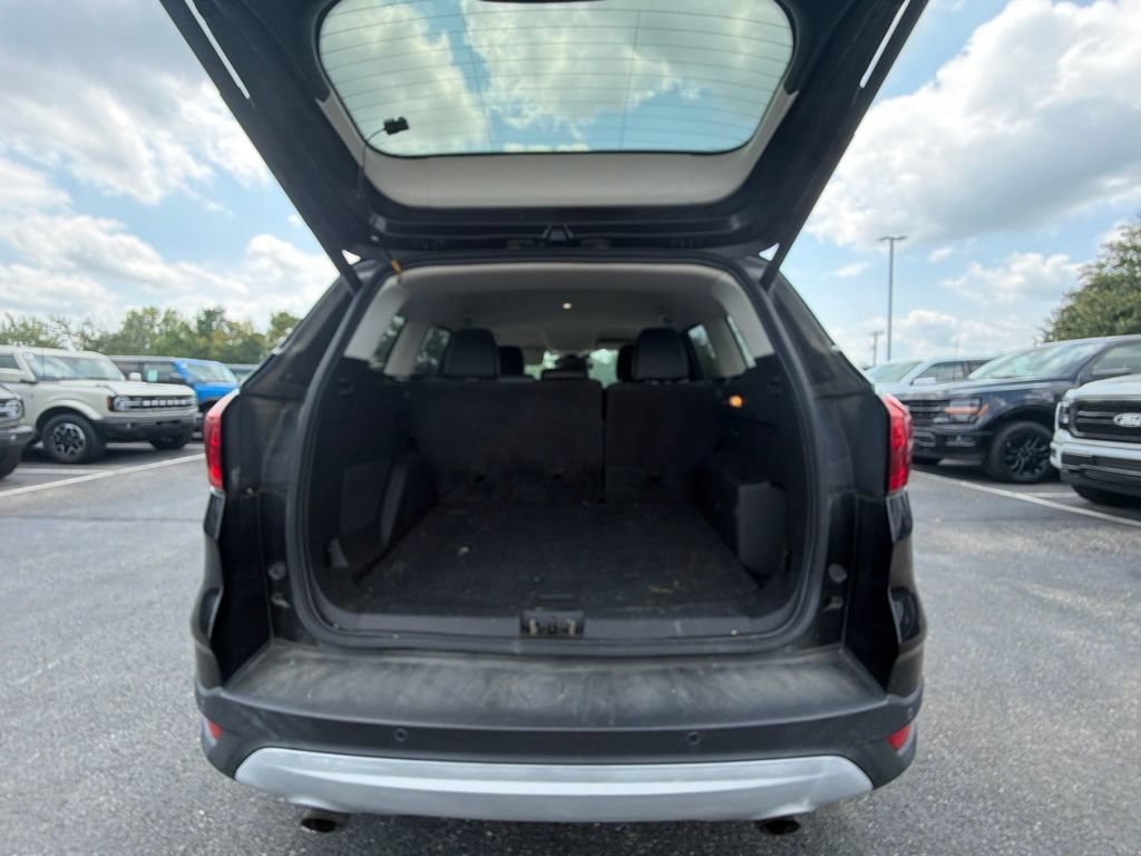 Used 2019 Ford Escape Titanium AWD/4WD image 12