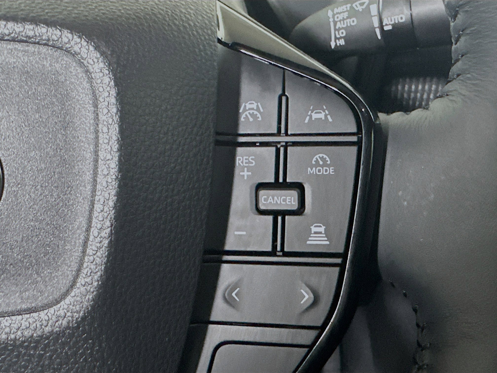 Used 2025 Toyota bZ4X Limited image 17