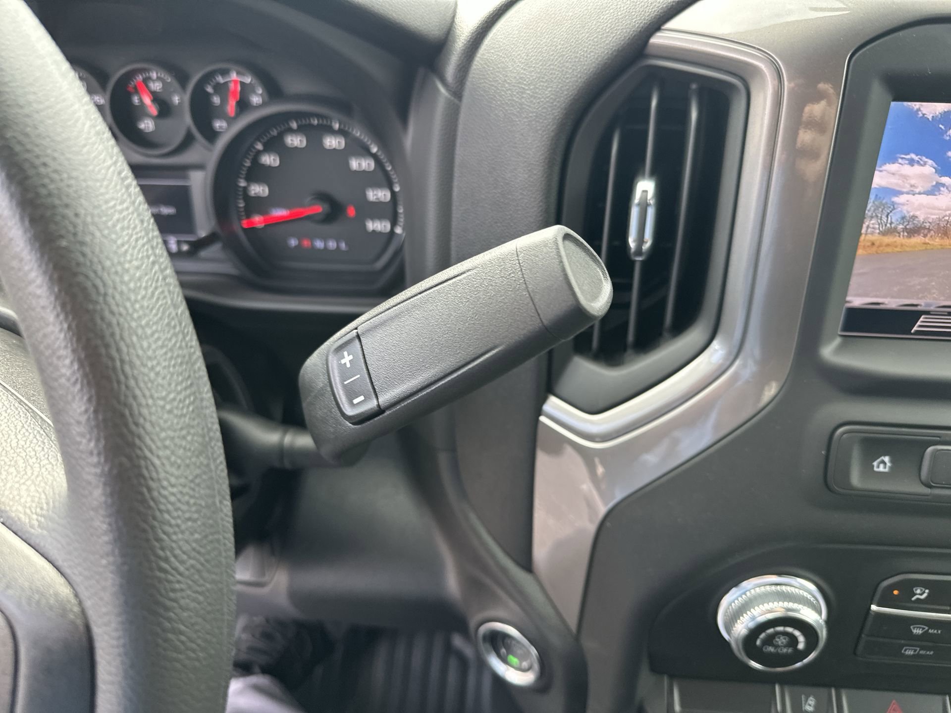 New 2026 GMC Sierra 2500 Pro w/ Convenience Package image 19