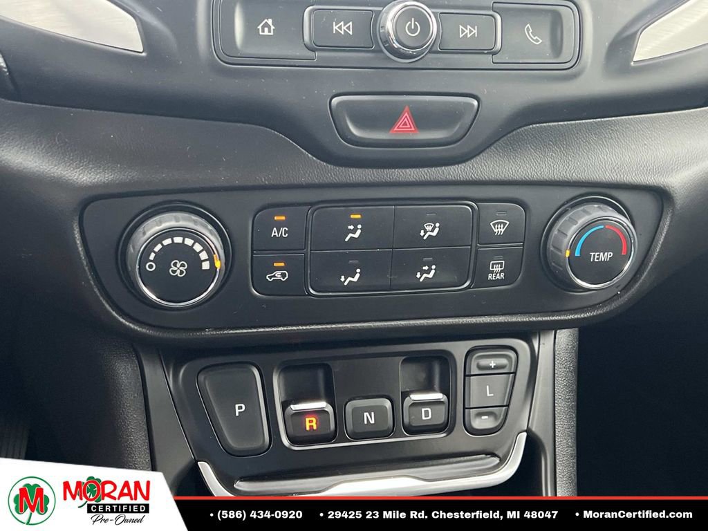 Used 2020 GMC Terrain SLE AWD/4WD image 21