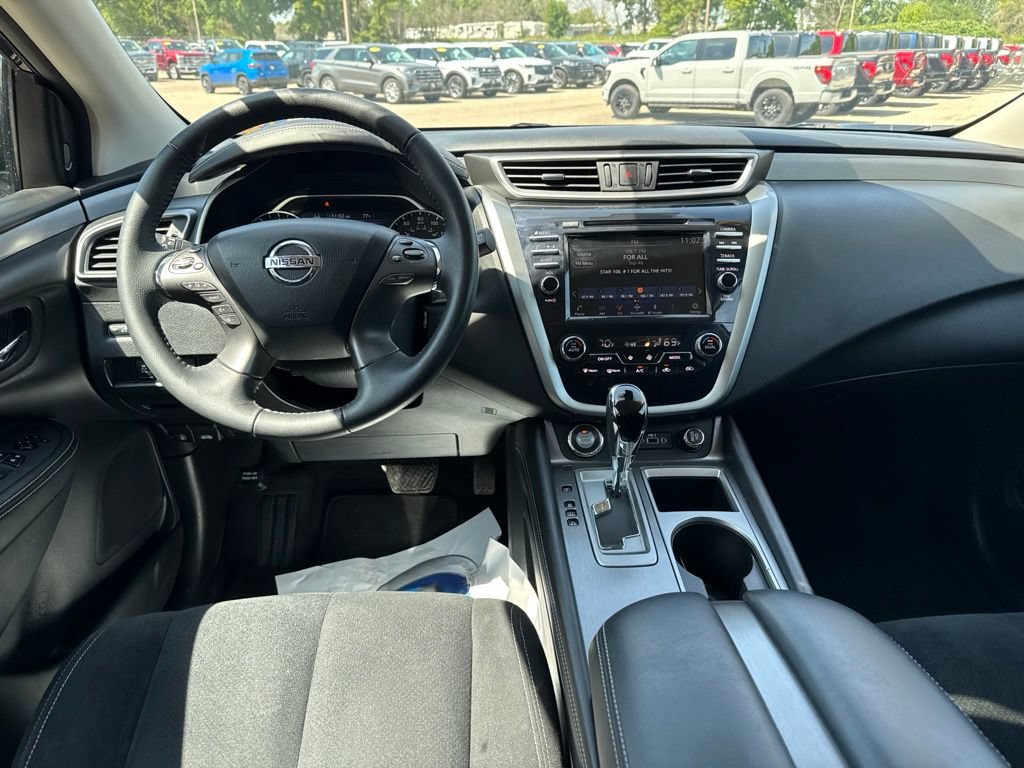 Used 2021 Nissan Murano SV w/ Cargo Package FWD image 6