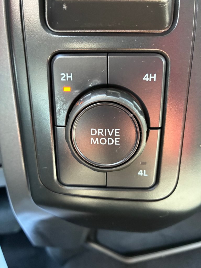 Used 2023 Ford F150 XLT AWD/4WD image 32