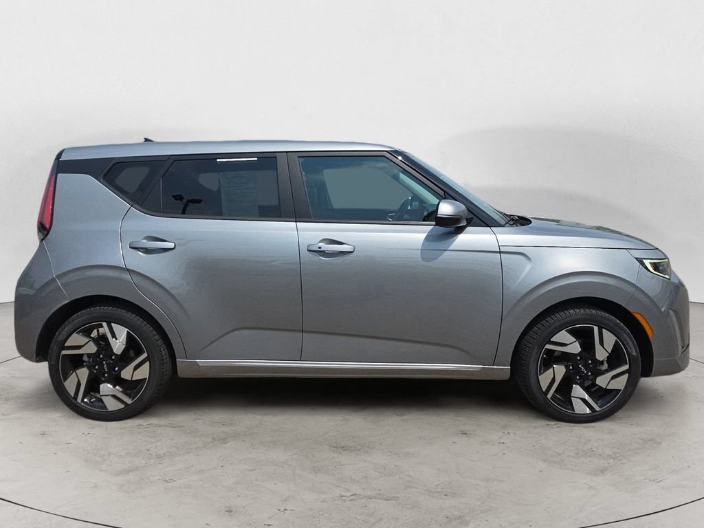 Used 2024 Kia Soul GT-Line w/ Option Group 020 FWD image 4
