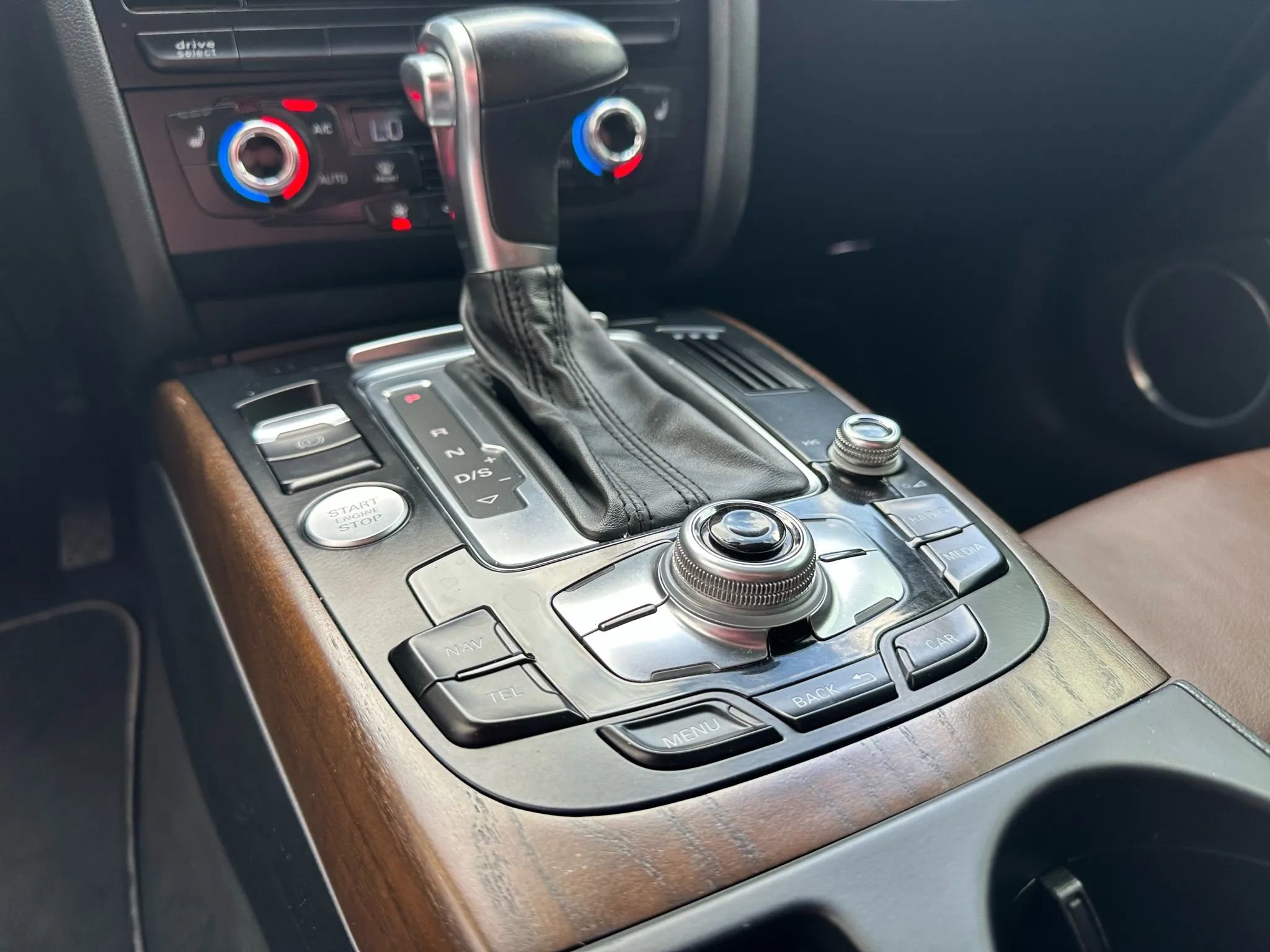 Used 2015 Audi A4 Prestige w/ Prestige Package image 23