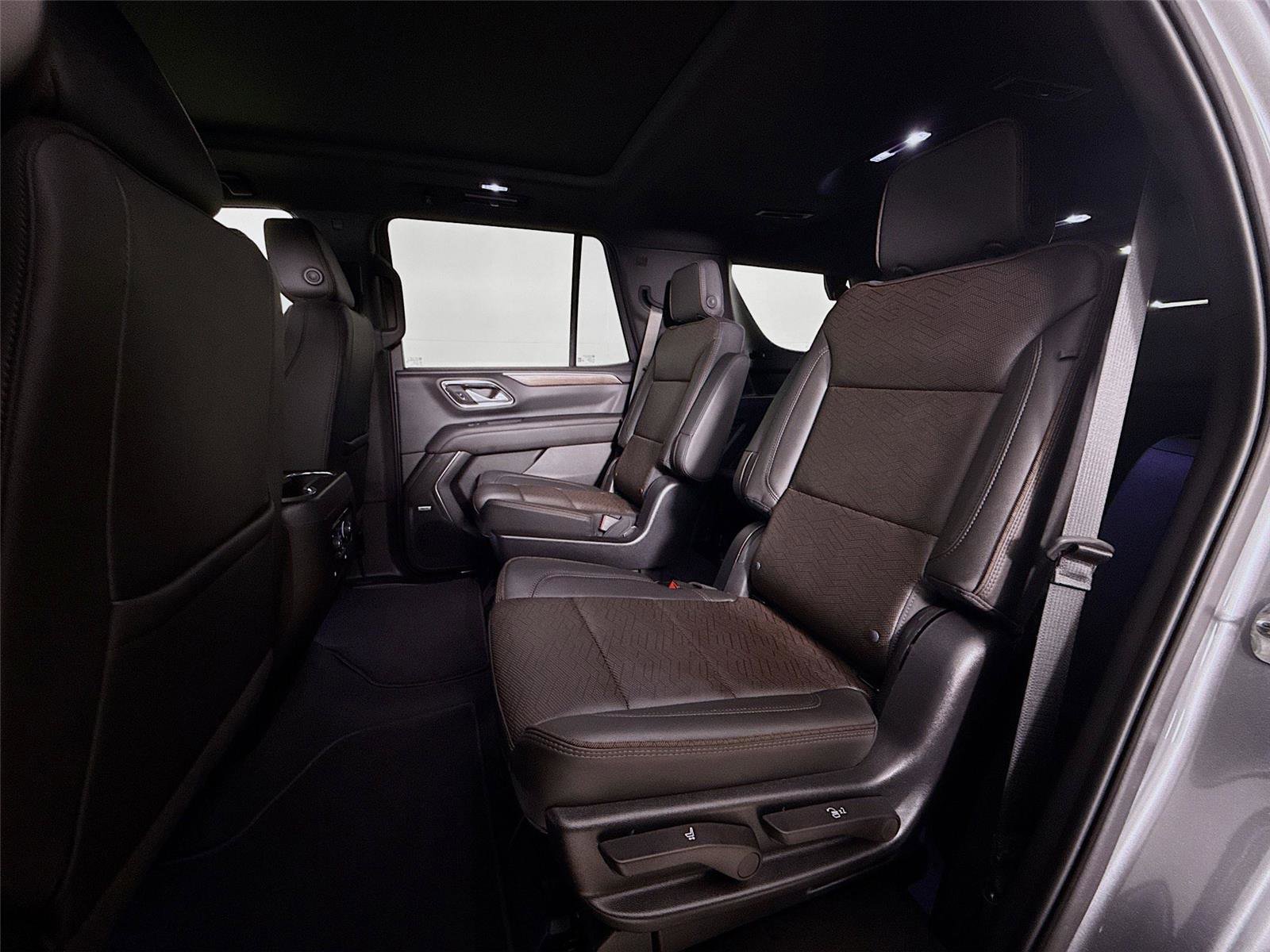 Used 2022 Chevrolet Tahoe High Country image 26