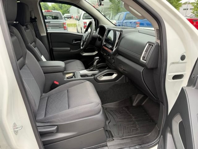 Certified 2025 Nissan Frontier SV w/ SV Convenience Package AWD/4WD image 28