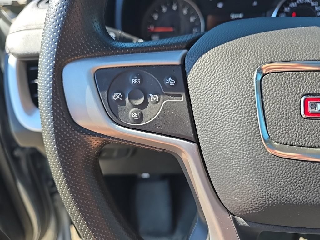 Used 2024 GMC Terrain SLE w/ GMC Pro Grade Package AWD/4WD image 15
