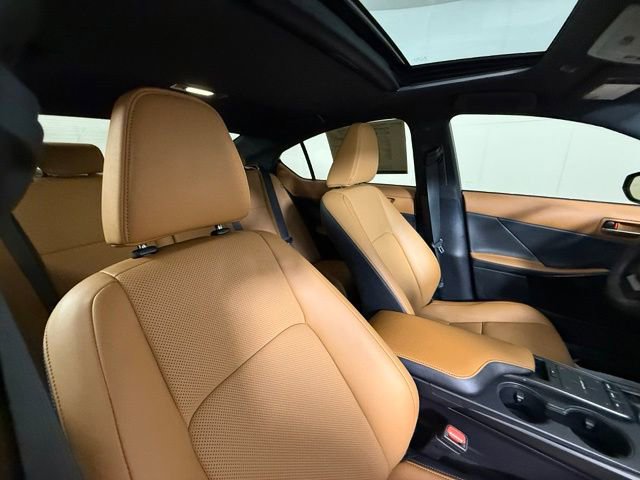 Used 2023 Lexus IS 300 w/ Premium Package RWD image 32