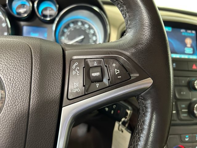 Used 2013 Buick Verano FWD image 17