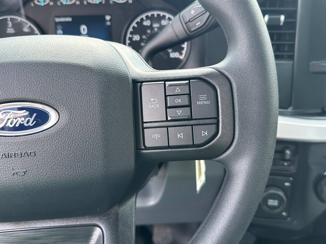 New 2026 Ford F550 4x4 Regular Cab Super Duty image 9