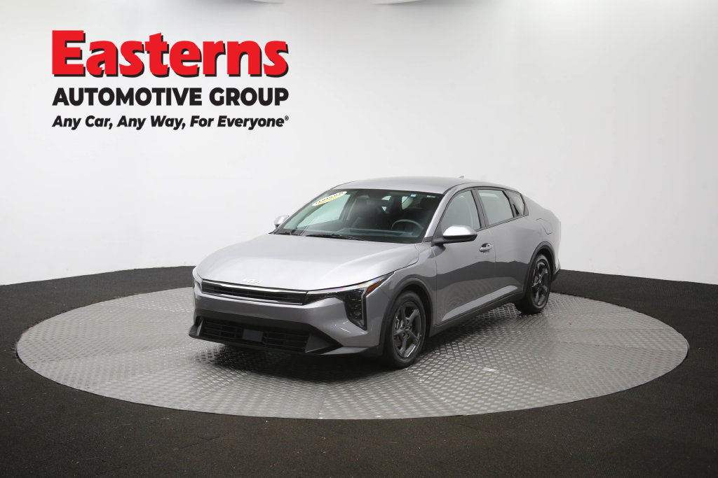 Used 2025 Kia K4 FWD image 57