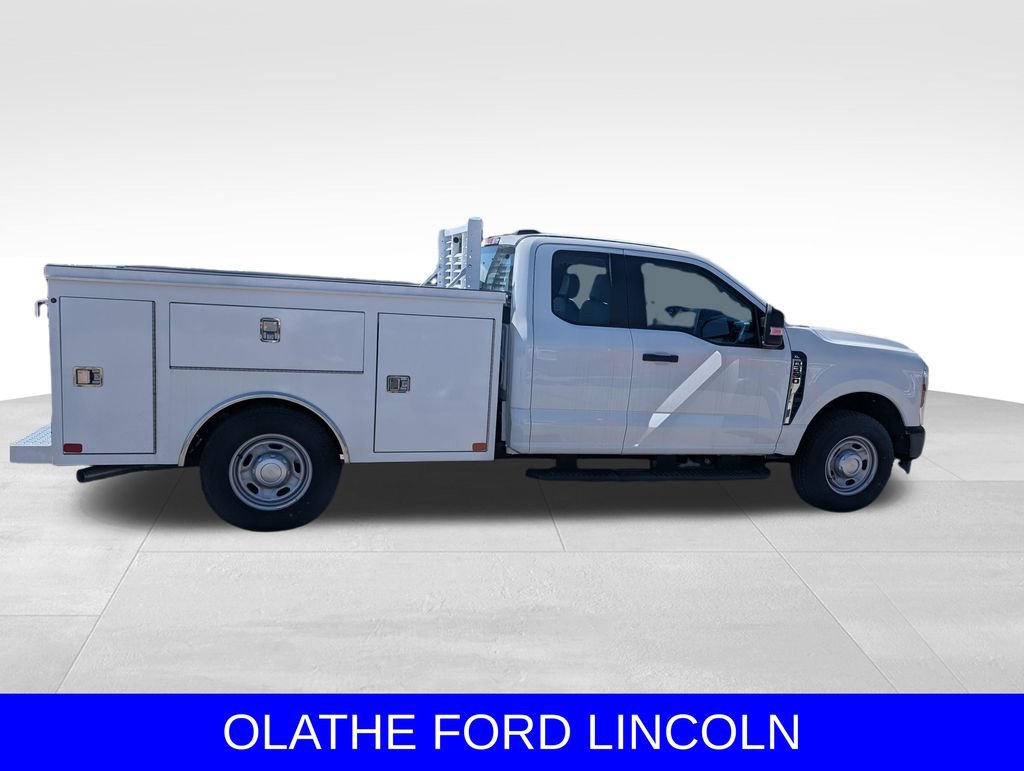New 2025 Ford F250 XL w/ Camper Package RWD image 14