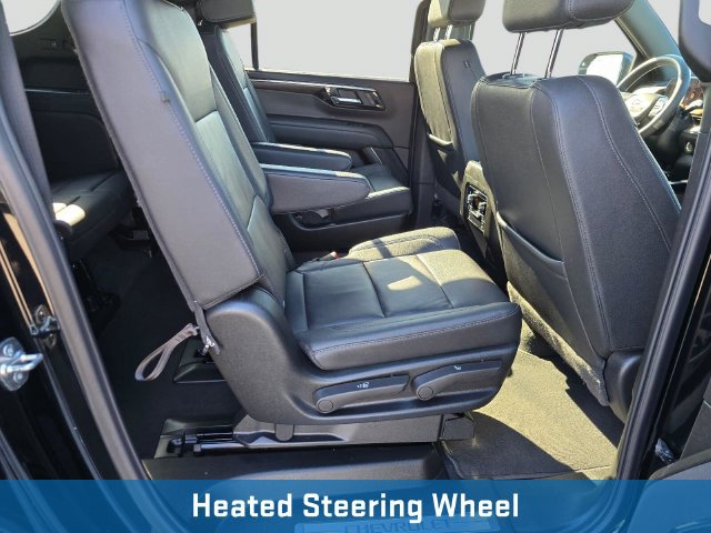 Used 2026 Chevrolet Suburban LT w/ Comfort Package AWD/4WD image 17