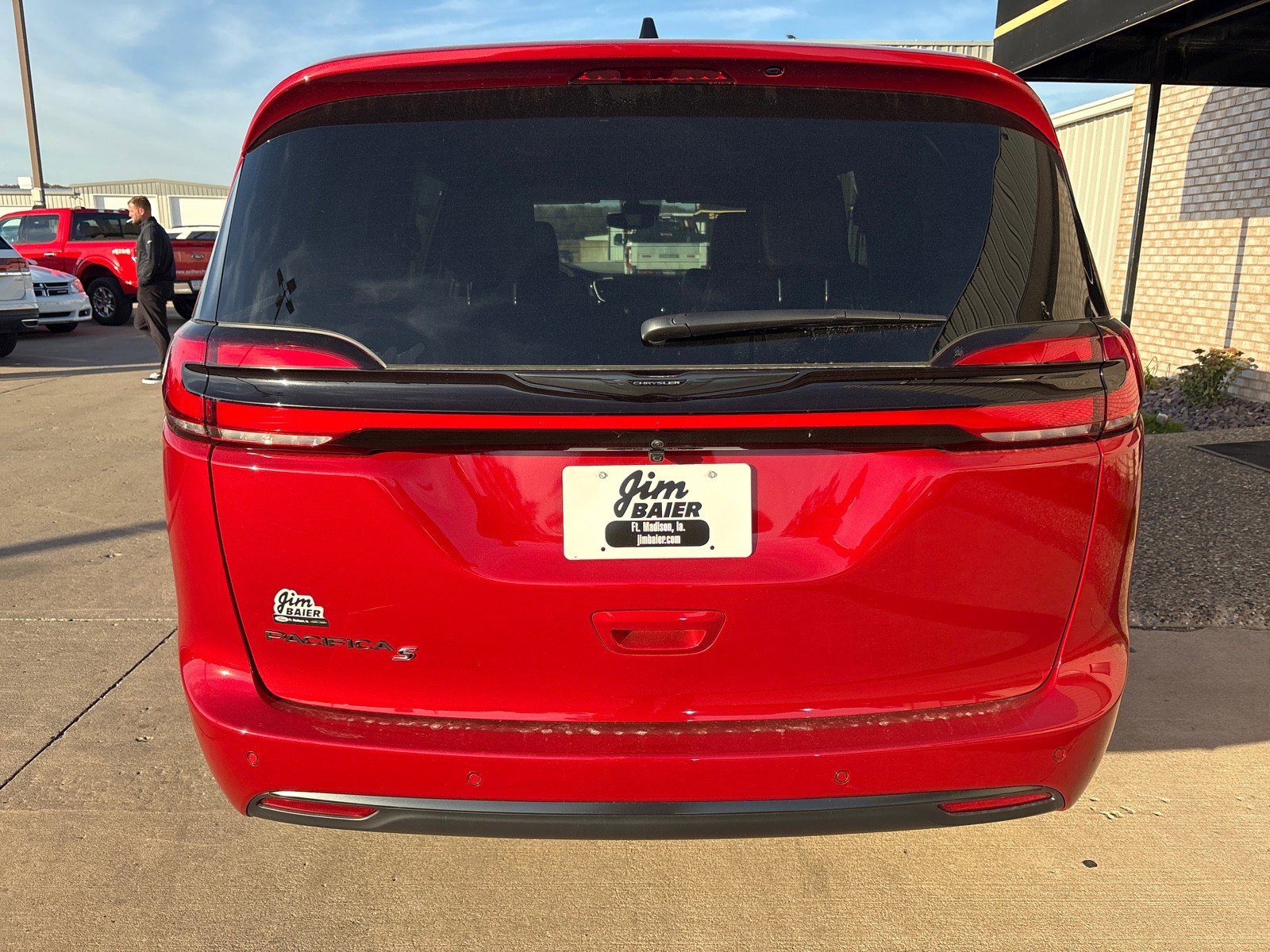 New 2026 Chrysler Pacifica Select image 10