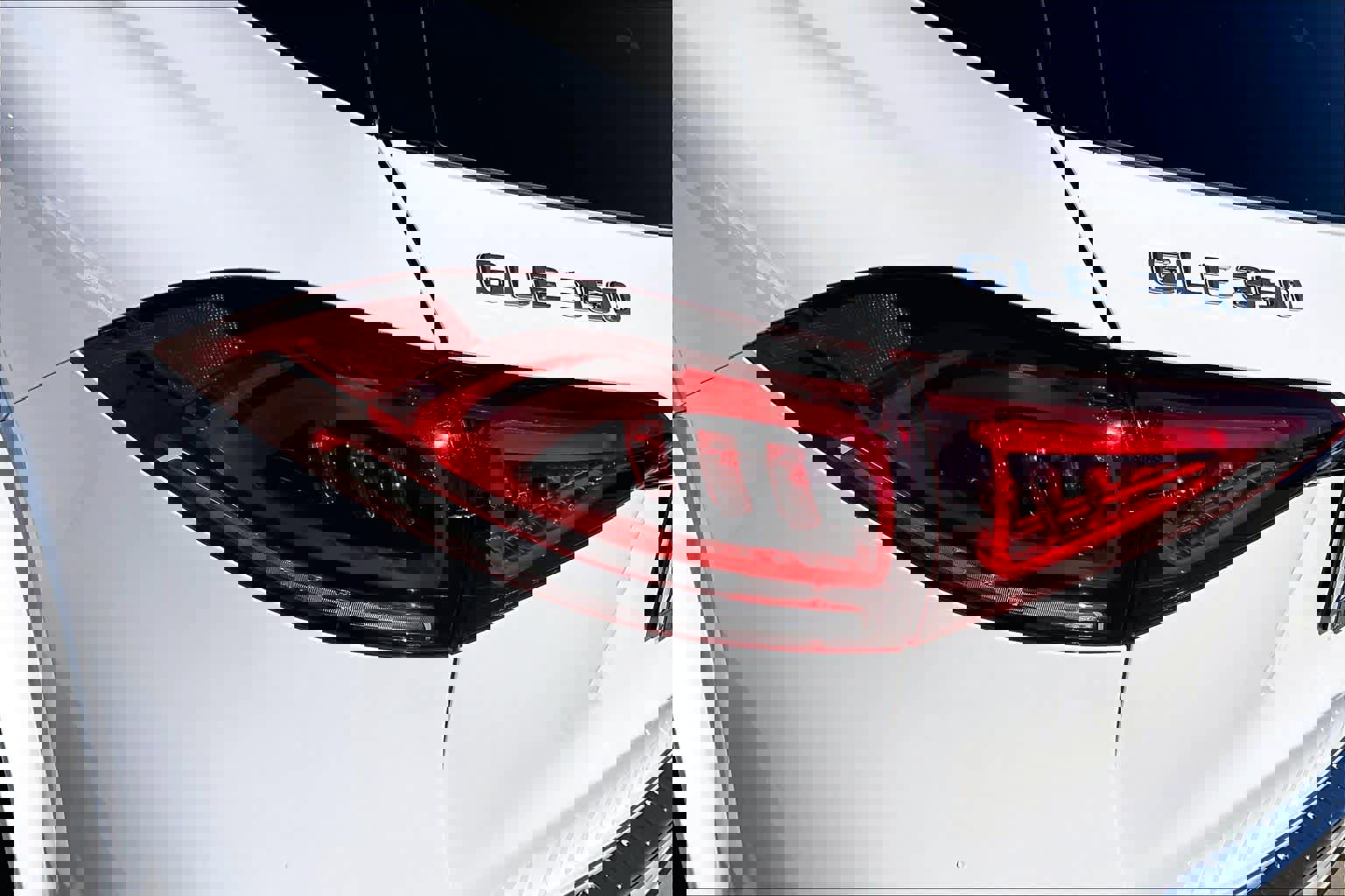 Used 2023 Mercedes-Benz GLE 350 4MATIC image 28