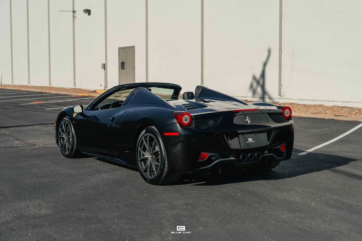 Used 2014 Ferrari 458 Spider image 38