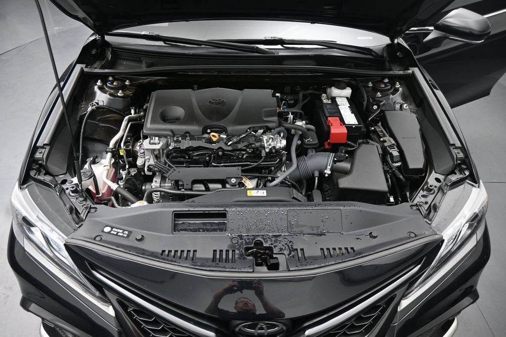 Used 2023 Toyota Camry XSE FWD image 14