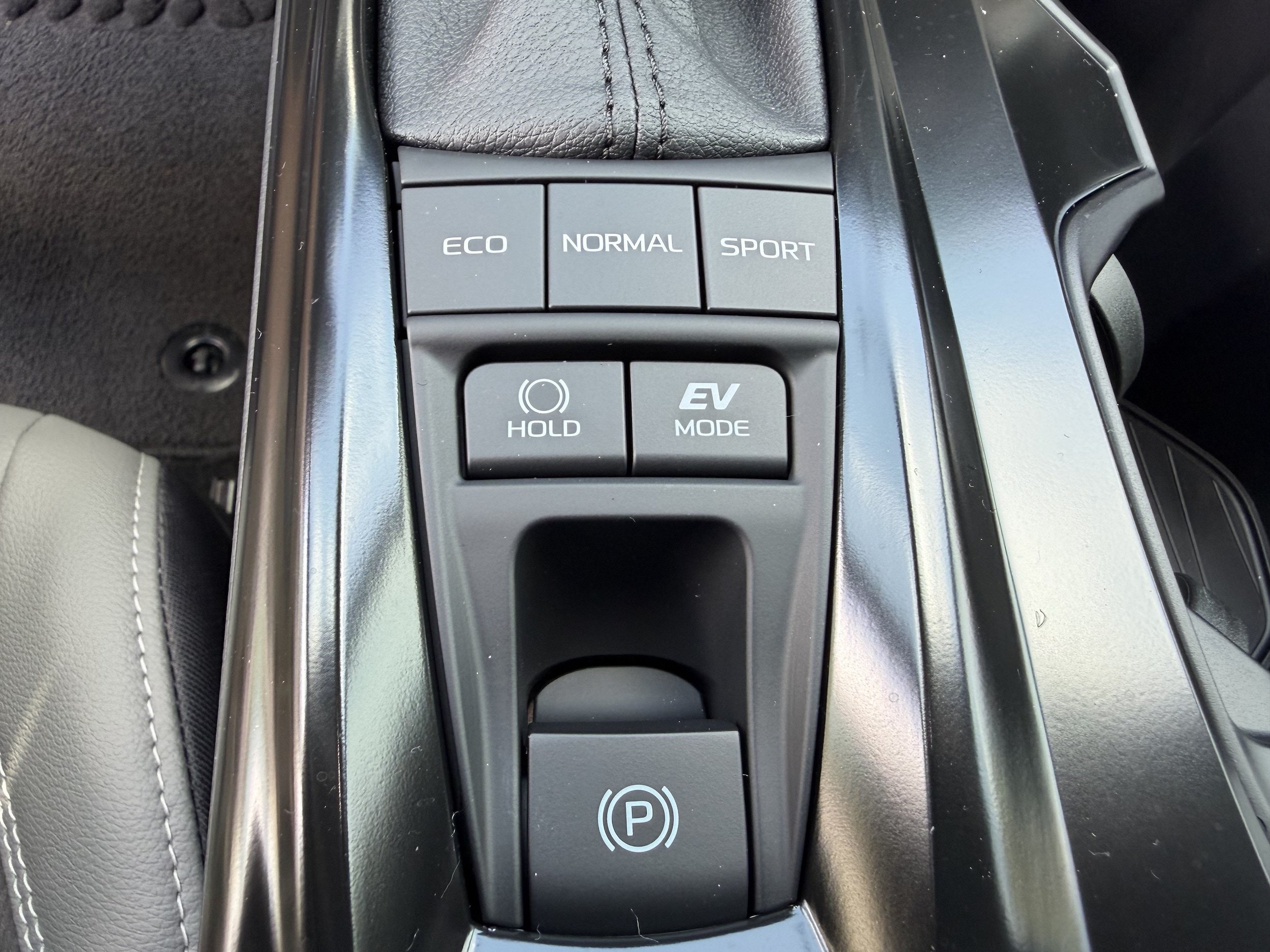 New 2026 Toyota Camry SE FWD image 12