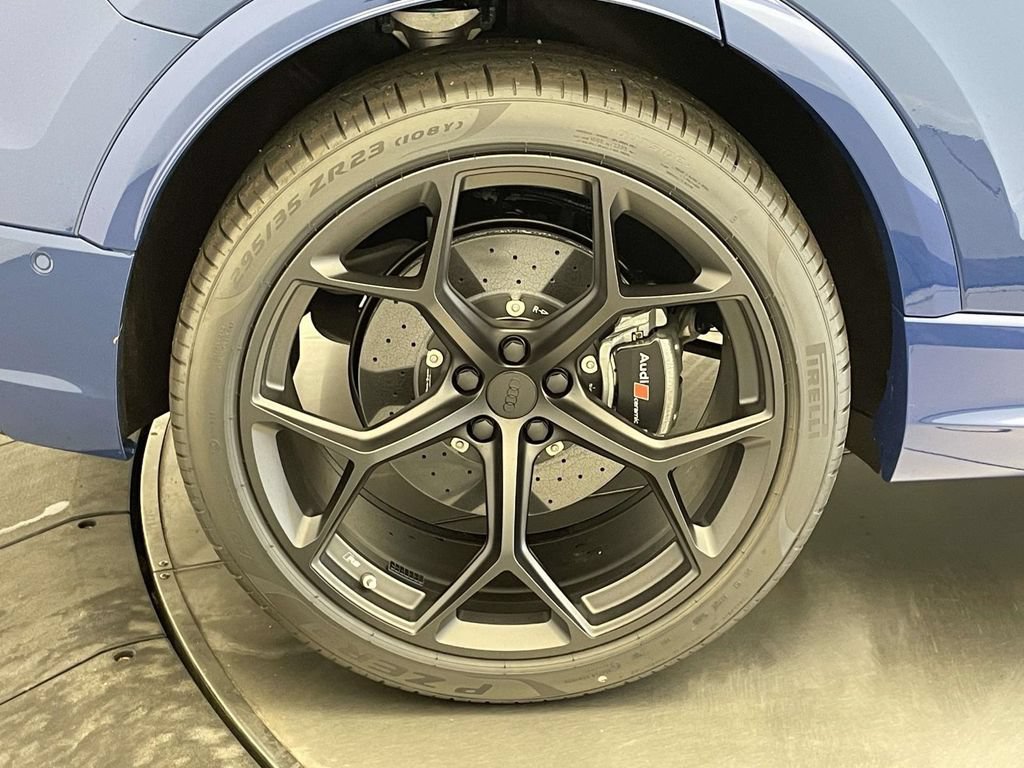 New 2027 Audi RS Q8 performance AWD/4WD image 13