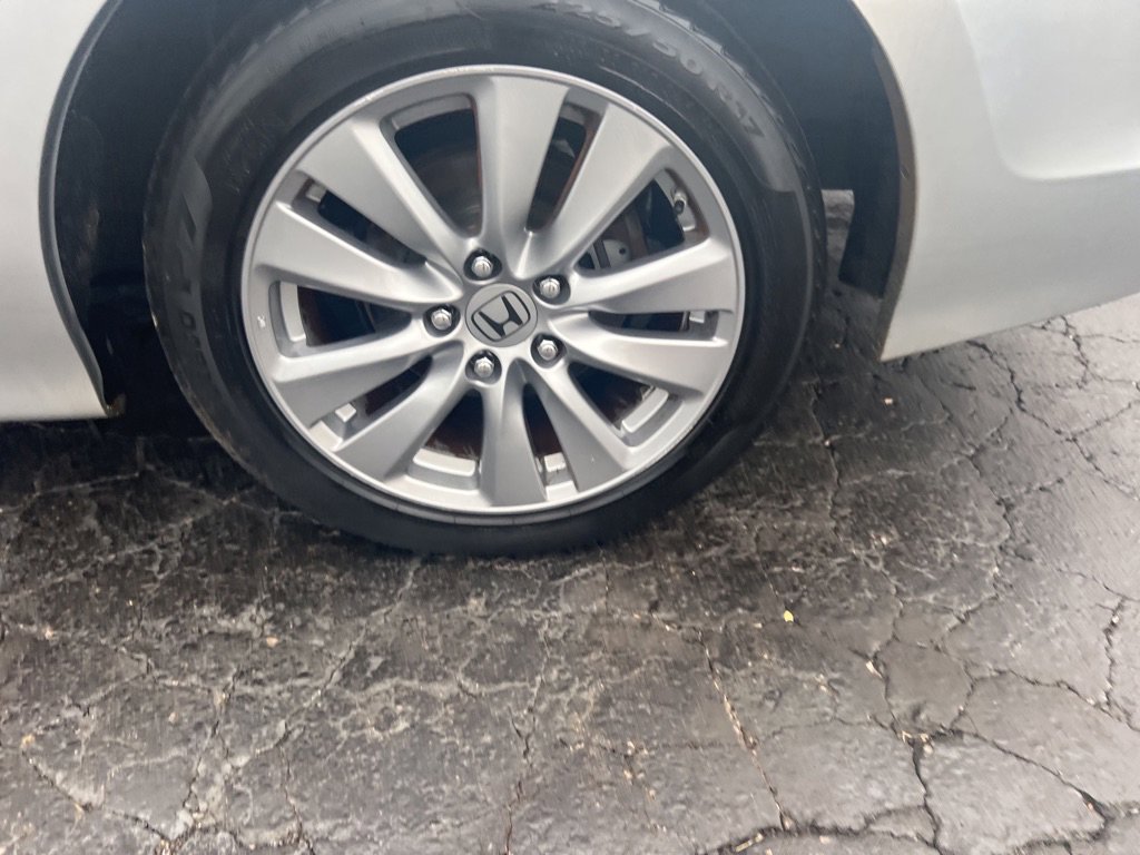 Used 2011 Honda Accord EX image 44