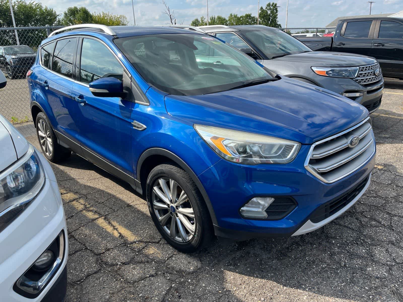 Used 2017 Ford Escape Titanium FWD image 18