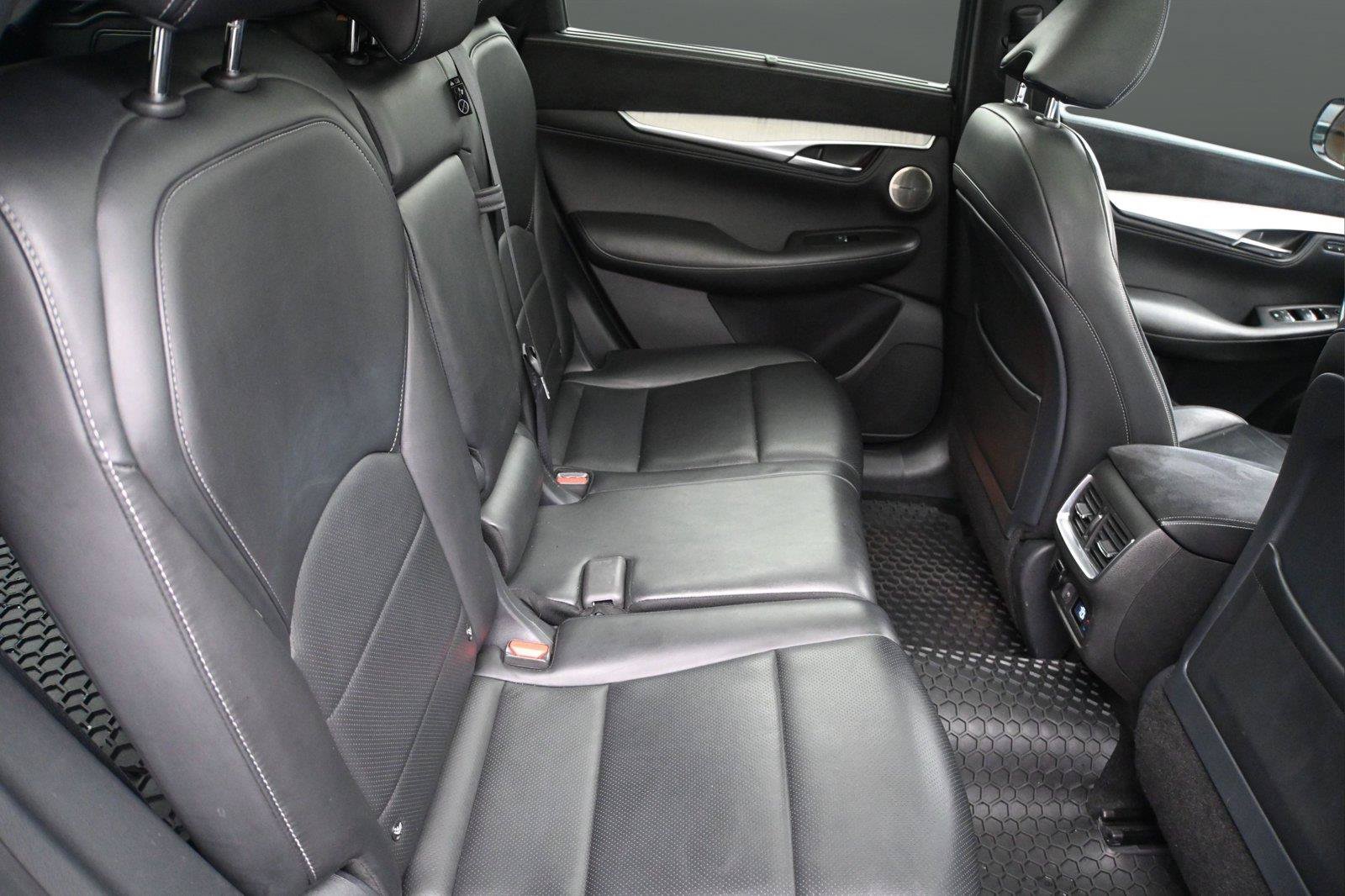 Used 2019 INFINITI QX50 Essential w/ Sensory Package AWD/4WD image 19