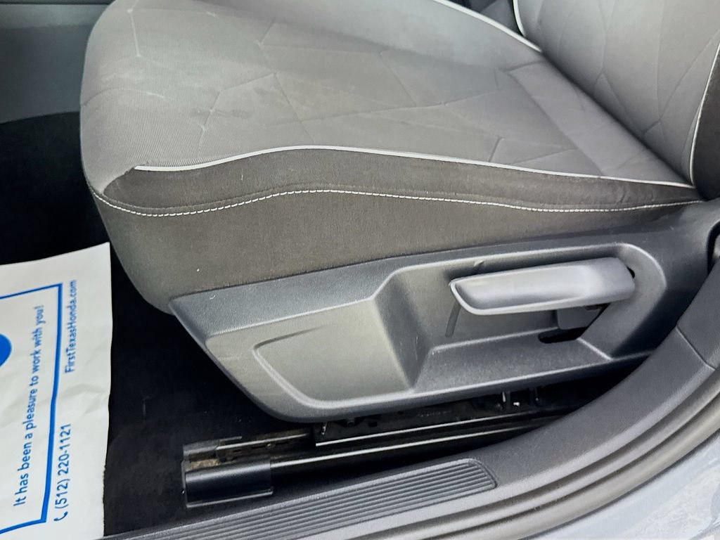 Used 2025 Volkswagen Jetta Sport FWD image 22