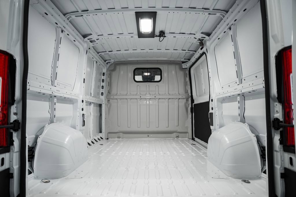 New 2025 RAM ProMaster 1500 w/ Premium Convenience Group image 9