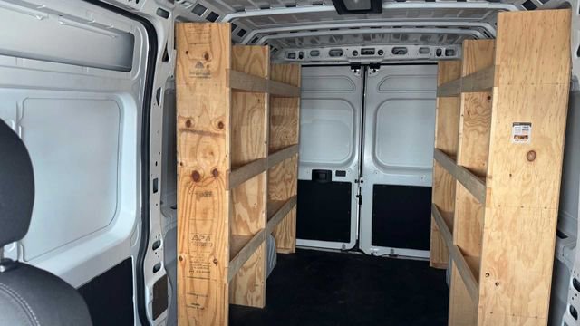 Used 2024 RAM ProMaster 2500 w/ Convenience Group FWD image 15