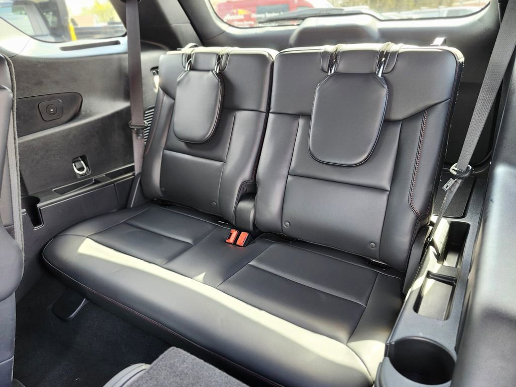 Certified 2025 Ford Explorer ST AWD/4WD image 18