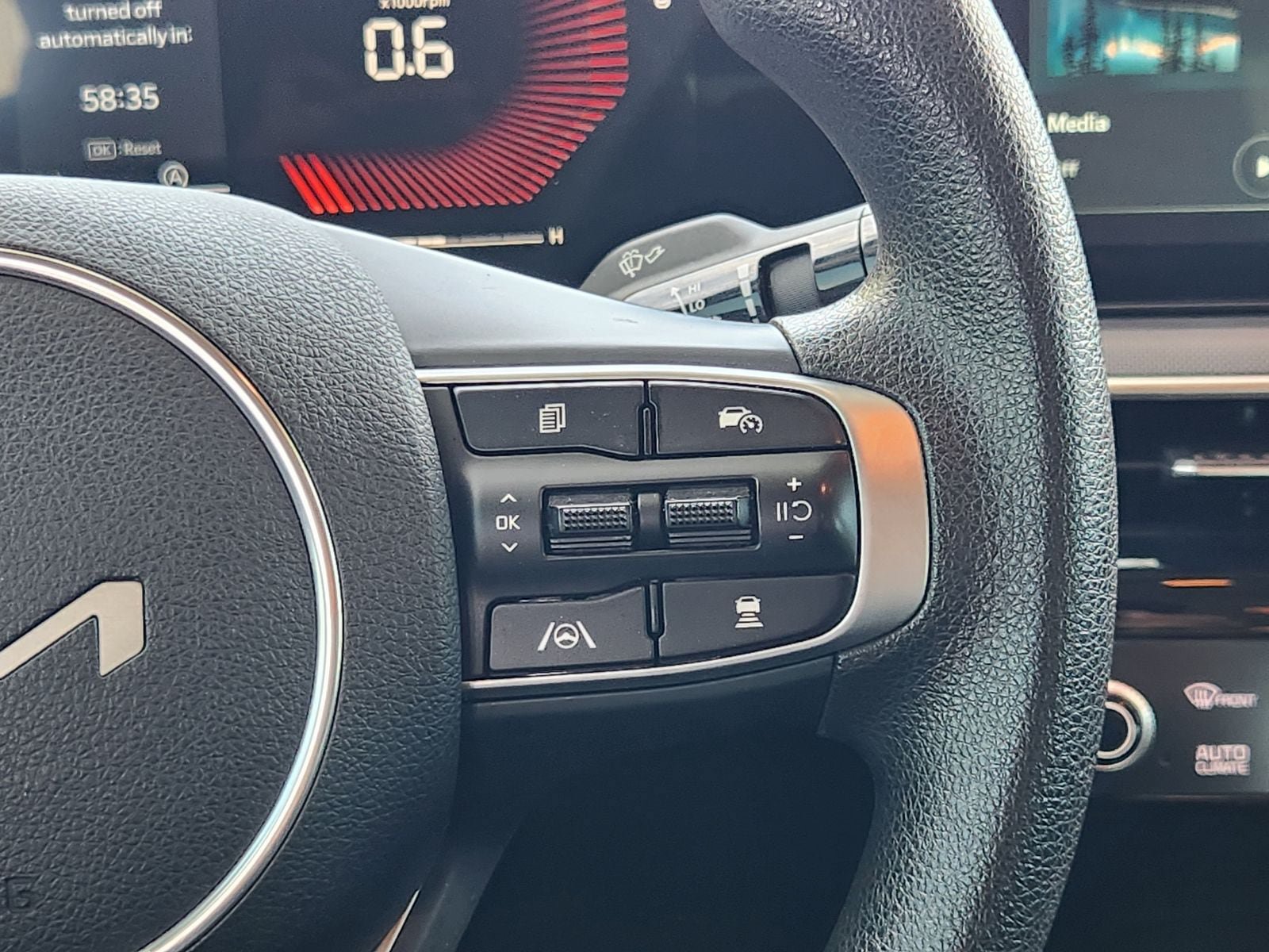 Used 2025 Kia K5 LXS FWD image 35