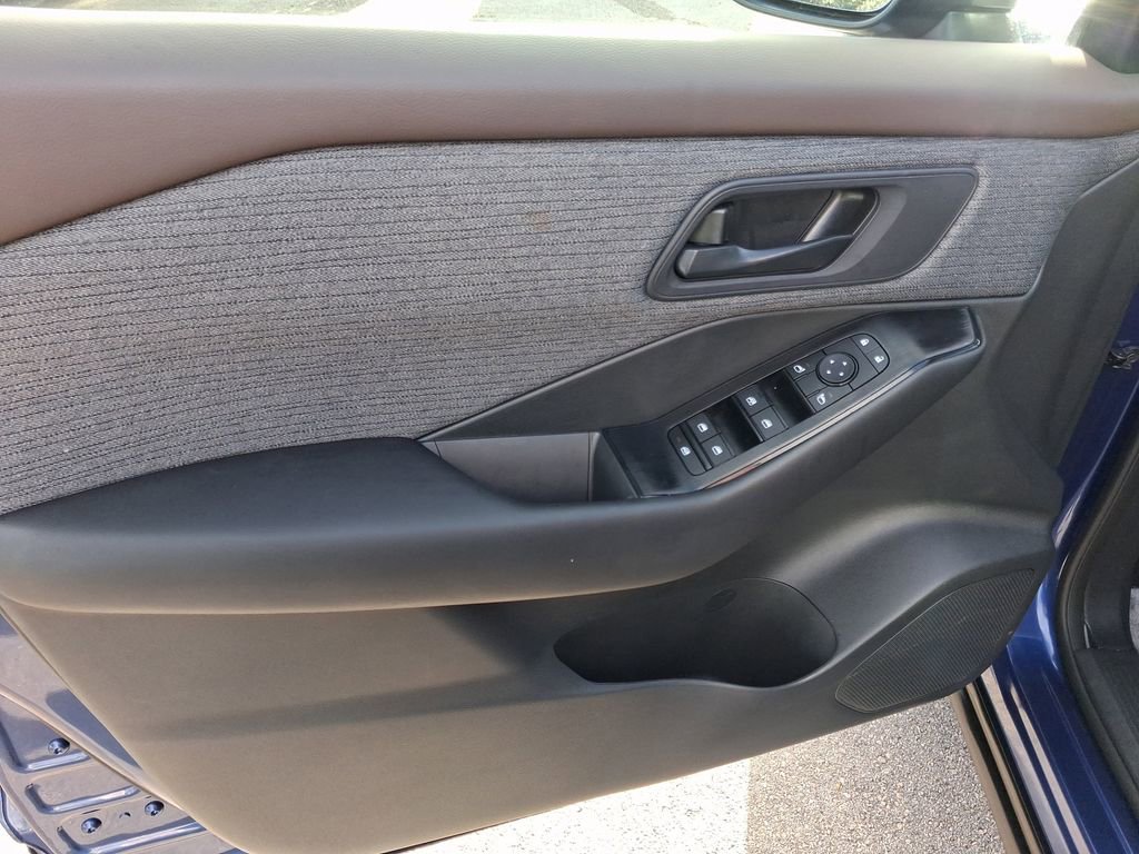 Certified 2023 Nissan Rogue S image 15