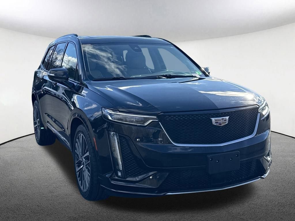 Certified 2023 Cadillac XT6 Sport w/ Platinum Package image 9