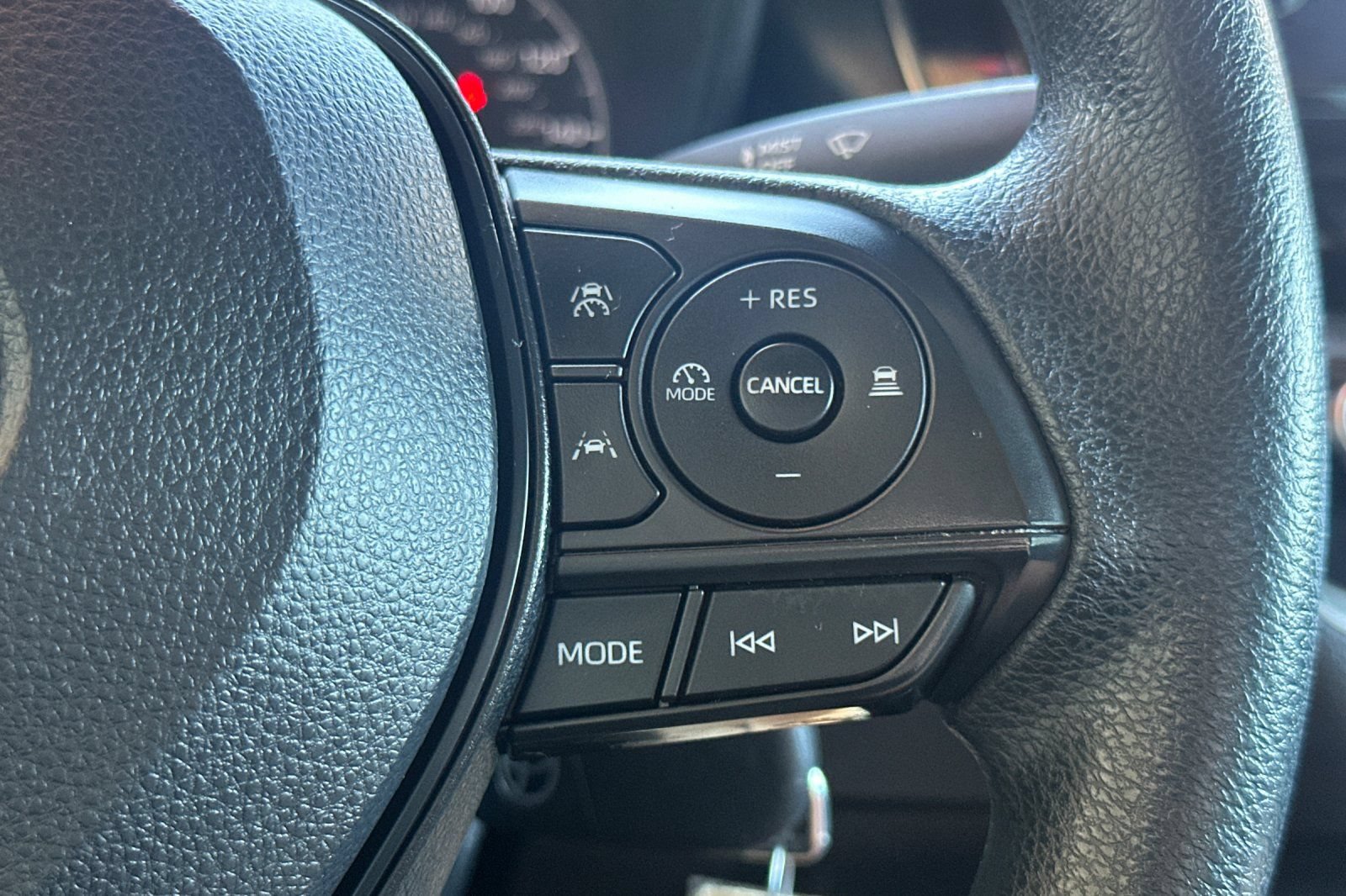 Certified 2023 Toyota Corolla LE FWD image 27