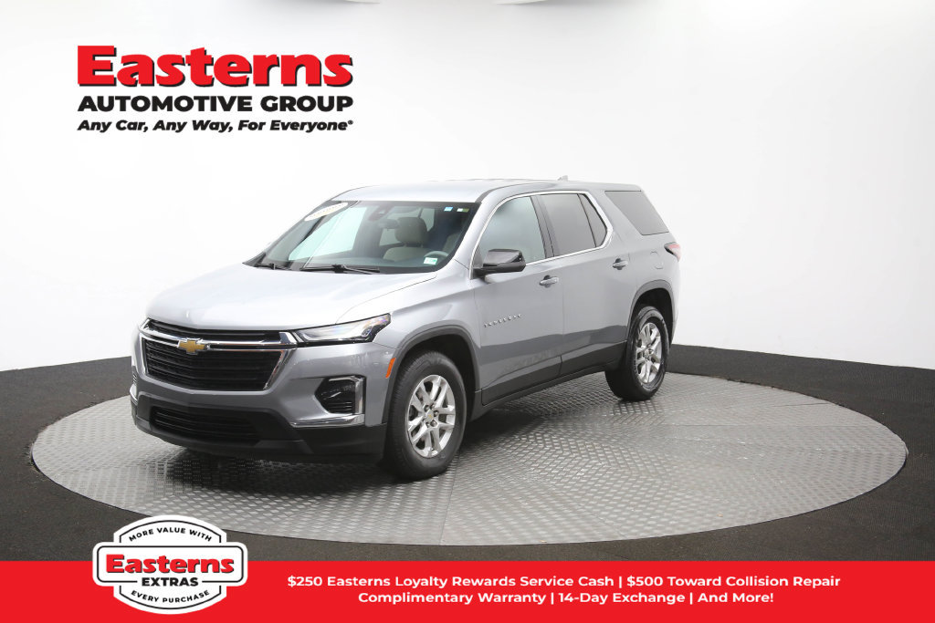 Used 2023 Chevrolet Traverse LS FWD image 55